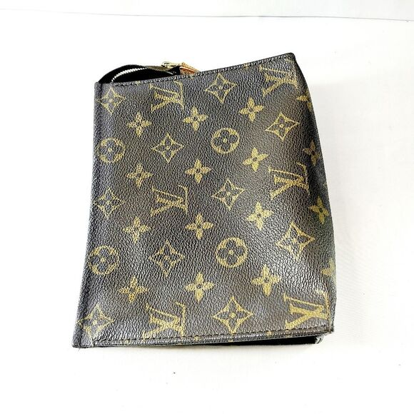 Louis Vuitton Monogram Clutch - Picture 6 of 7
